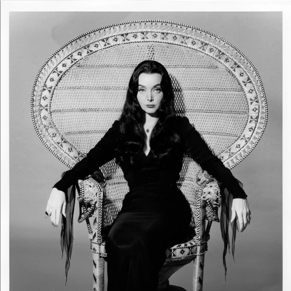 Meet your Posher, Jessica - Picture 1 of 1